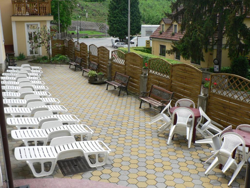 Lazensky Lecebny Dum Praha Hotel Luhacovice Exterior photo